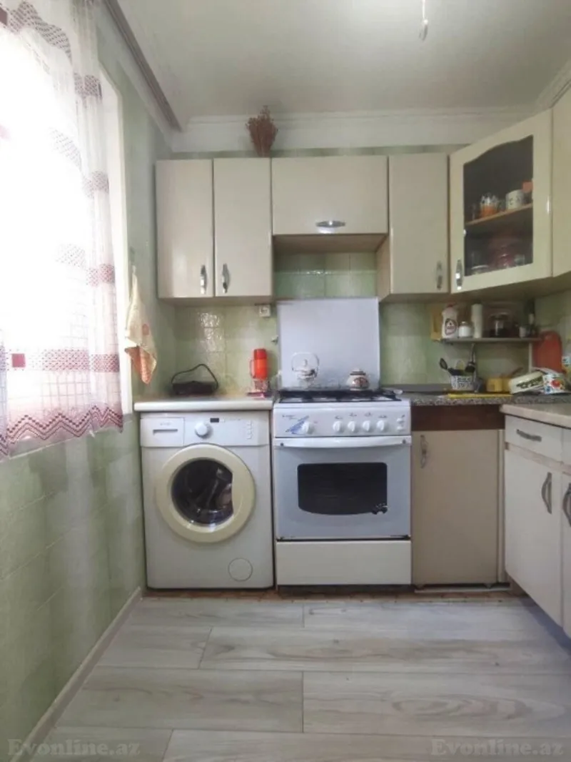 Satılır 4 otaqlı Mənzil Köhnə tikili 105 m² Xalqlar Dostluğu m. - şəkil 7