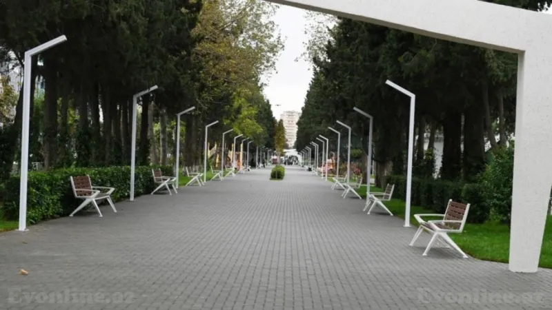 Satılır 2 otaqlı Mənzil Köhnə tikili 71 m² Nərimanov r. - şəkil 2