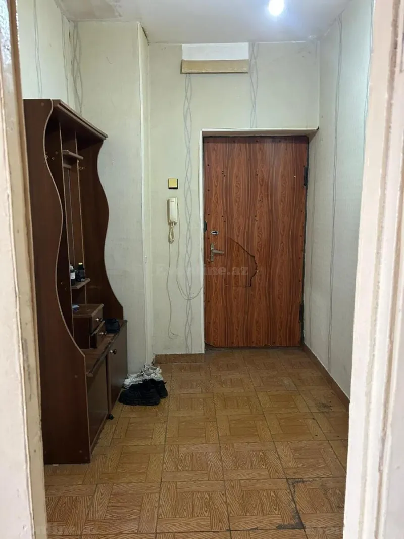 Kirayə verilir 4 otaqlı Mənzil Köhnə tikili 100 m² Yasamal - şəkil 3