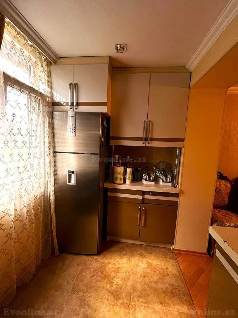 Satılır 3 otaqlı Mənzil Köhnə tikili 60 m² Yasamal r. - şəkil 12