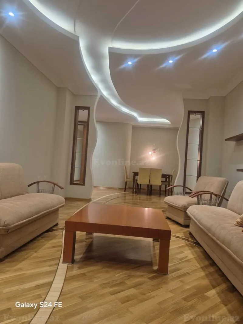 Satılır 3 otaqlı Mənzil Yeni tikili 135 m² Nəsimi r. - şəkil 3