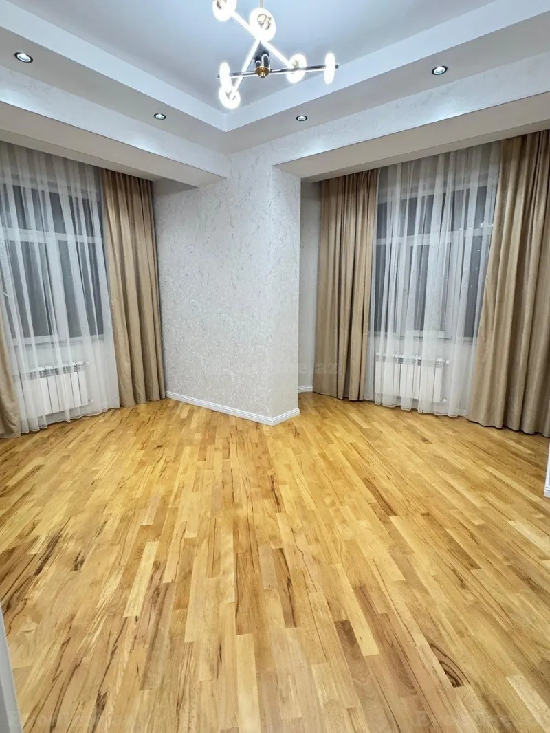Satılır 4 otaqlı Mənzil Yeni tikili 155 m² 8-ci mikrorayon - şəkil 15