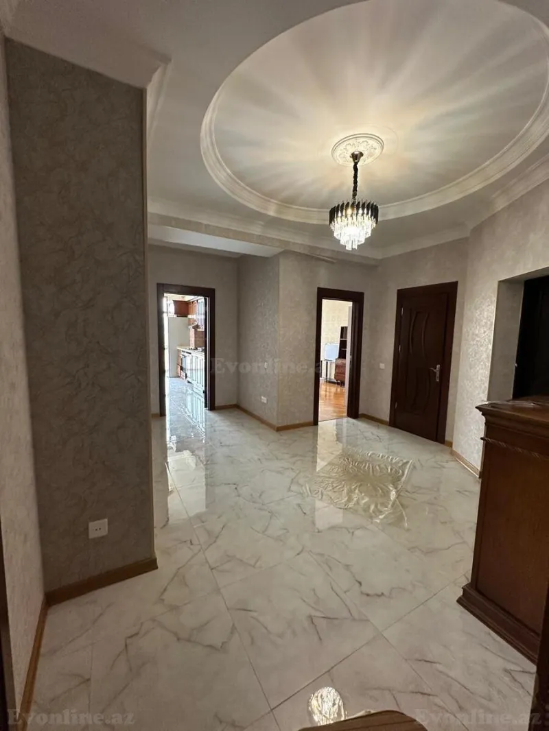 4 otaqlı Mənzil 150 m² Nəriman Nərimanov m. Kirayə verilir