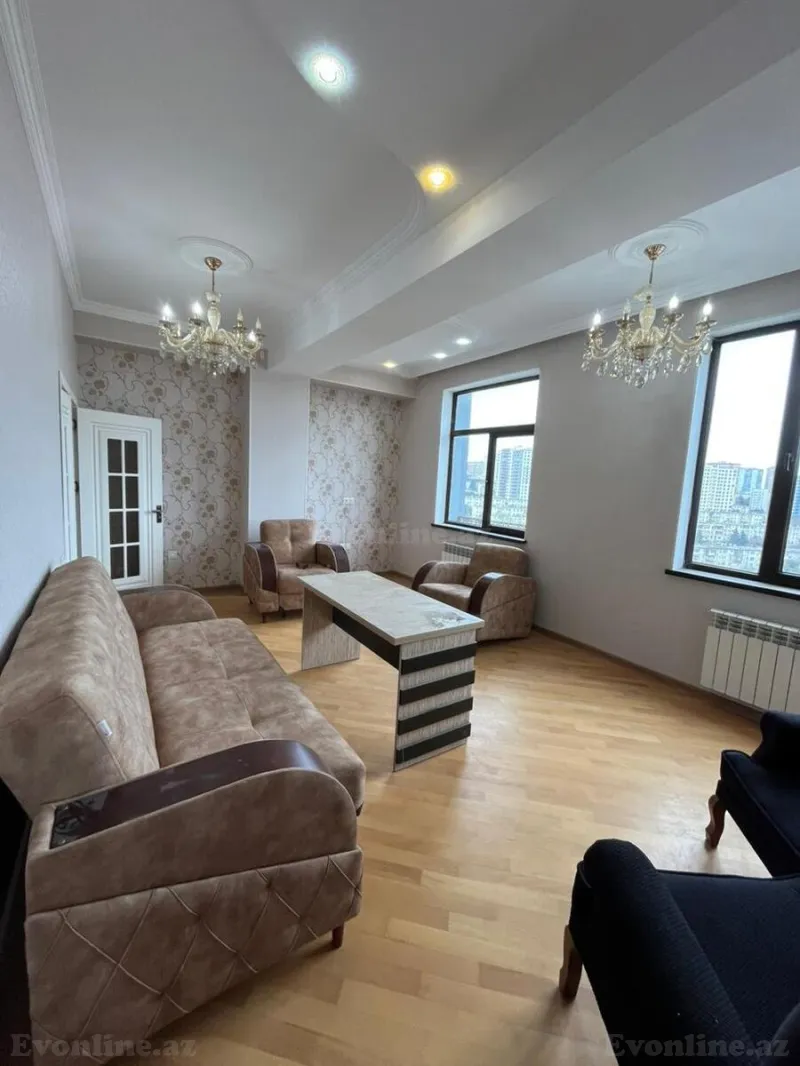 Bakı, Nəsimi r., Memar Əcəmi m., 3-cü mikrorayonda 3 otaqlı mənzil kirayə verilir