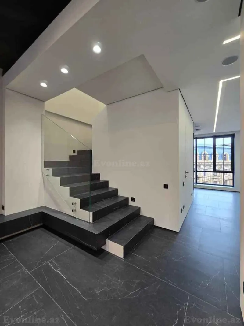 Satılır 3 otaqlı Mənzil Yeni tikili 130 m² Bayıl - şəkil 9