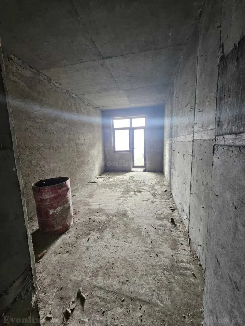 Satılır 2 otaqlı Mənzil Yeni tikili 94 m² Nərimanov r. - şəkil 2