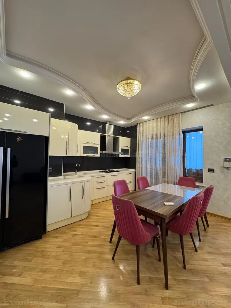 Satılır 3 otaqlı Mənzil Yeni tikili 115 m² Nizami m. - şəkil 2