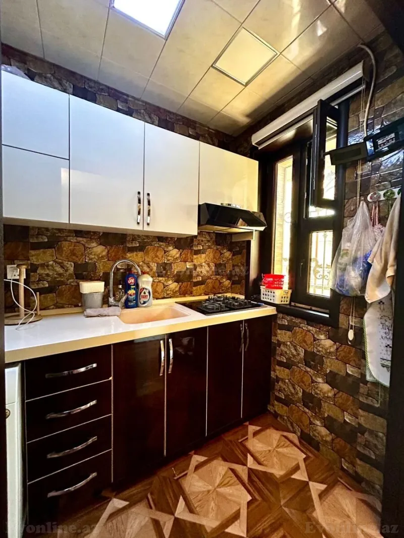 Satılır 2 otaqlı Mənzil Köhnə tikili 48 m² Nizami m. - şəkil 4