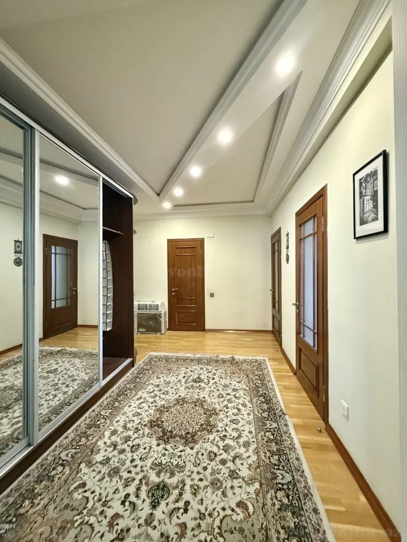 Kirayə verilir 3 otaqlı Mənzil Yeni tikili 130 m² 8-ci mikrorayon - şəkil 16