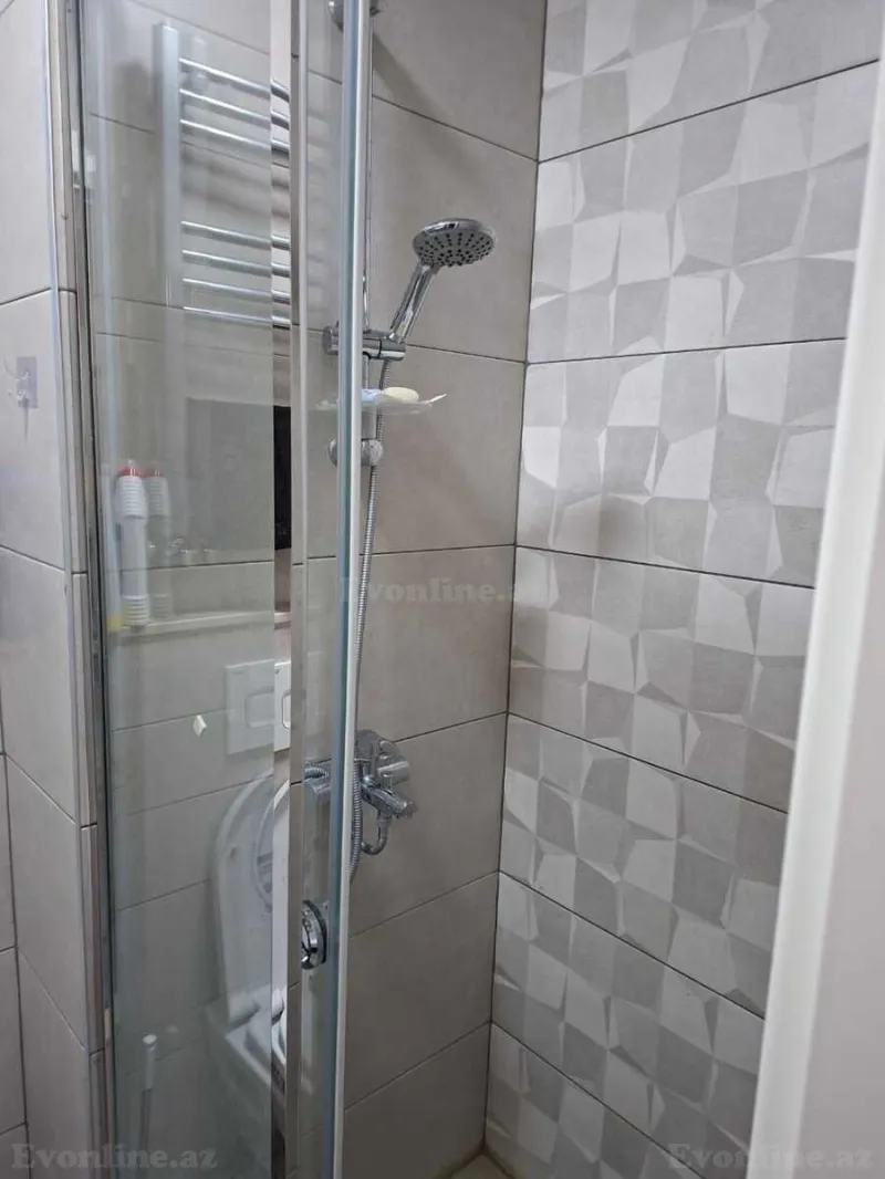 Kirayə verilir 2 otaqlı Mənzil Yeni tikili 50 m² İnşaatçılar m. - şəkil 8