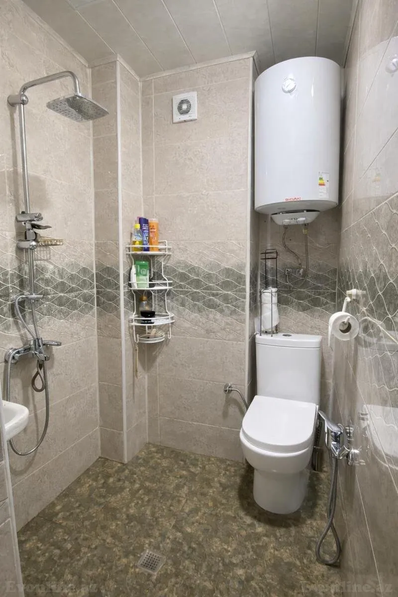 Satılır 3 otaqlı Mənzil Köhnə tikili 70 m² Suraxanı r. - şəkil 11