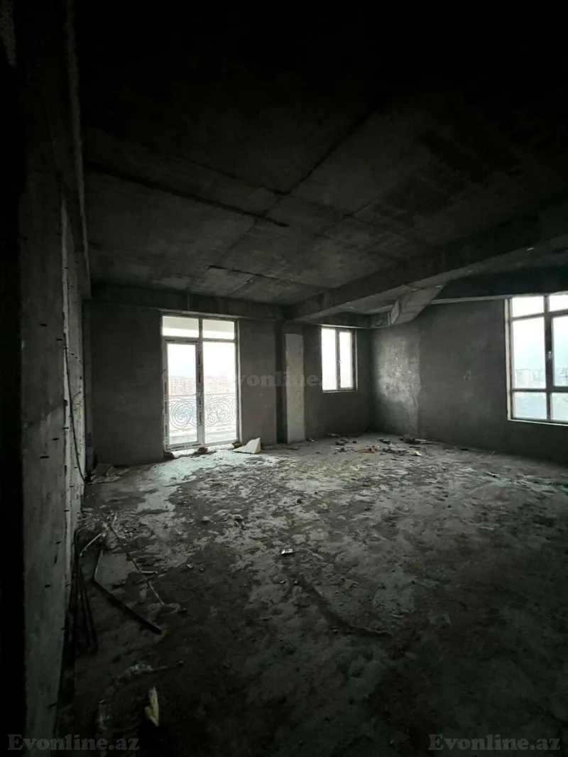 Satılır 4 otaqlı Mənzil Yeni tikili 190 m² 6-cı mikrorayon - şəkil 5