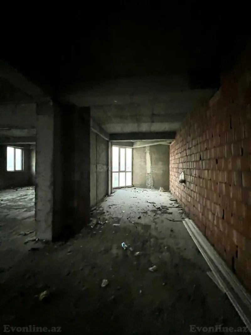 Satılır 4 otaqlı Mənzil Yeni tikili 190 m² 6-cı mikrorayon - şəkil 9