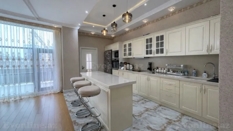 Satılır 3 otaqlı Mənzil Yeni tikili 185 m² 28 May m. - şəkil 6