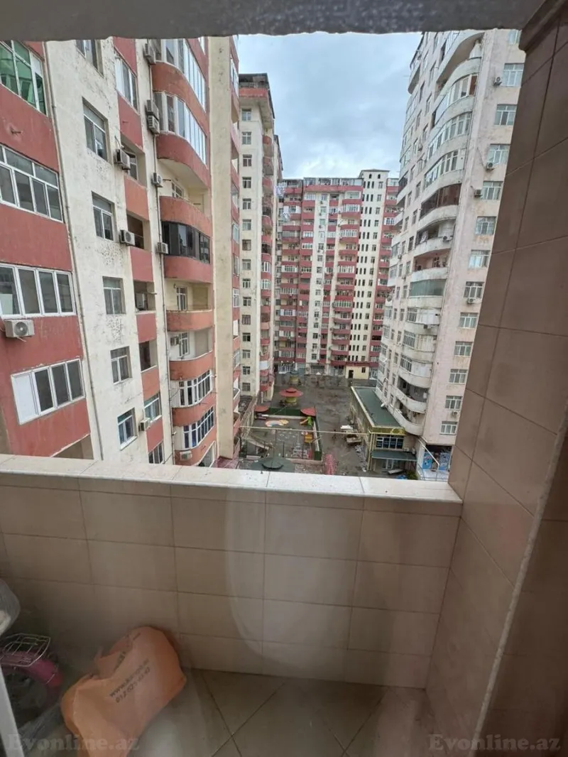 Satılır 3 otaqlı Mənzil Yeni tikili 130 m² Həzi Aslanov m. - şəkil 18