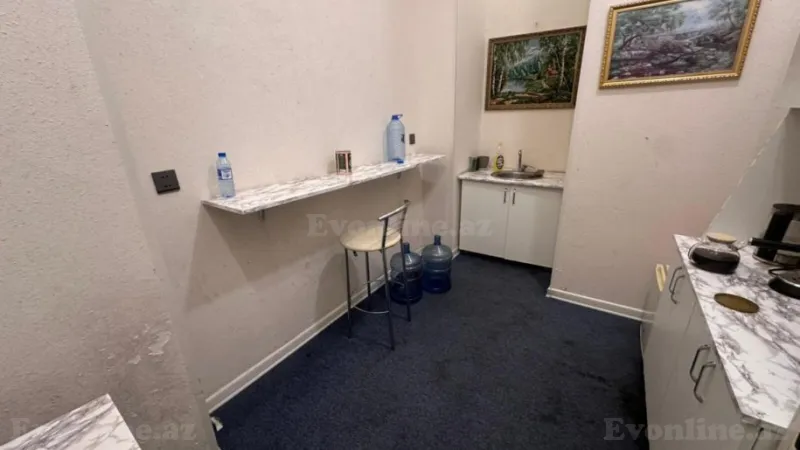 Kirayə verilir Ofis 170 m² Nizami m. - şəkil 8