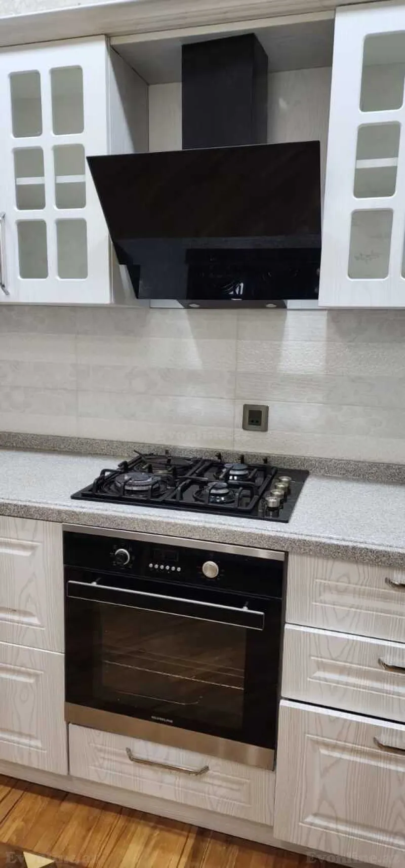 Kirayə verilir 2 otaqlı Mənzil Yeni tikili 95 m² Neftçilər m. - şəkil 10