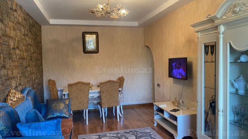 Satılır 3 otaqlı Mənzil Köhnə tikili 70 m² Nəriman Nərimanov m.