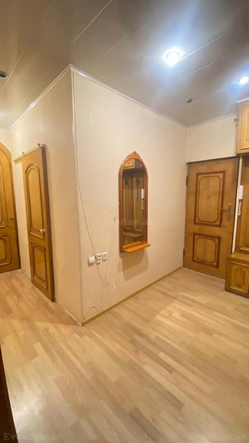 Kirayə verilir 2 otaqlı Mənzil Köhnə tikili 55 m² 4-cü mikrorayon - şəkil 3