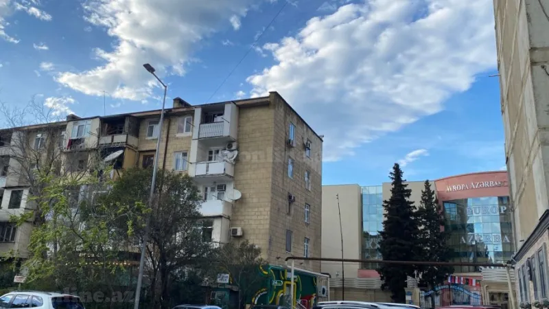 Kirayə verilir 2 otaqlı Mənzil Köhnə tikili 50 m² Yasamal r.