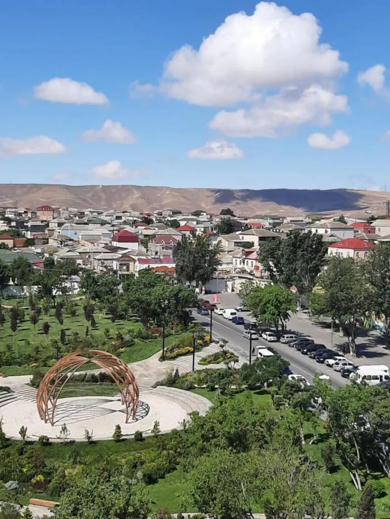 4 otaqlı Mənzil 135 m² 20 Yanvar m. Satılır