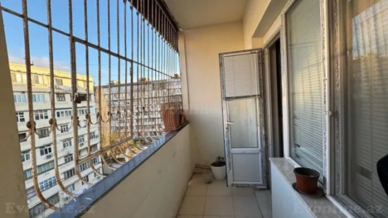 Satılır 3 otaqlı Mənzil Köhnə tikili 95 m² 8-ci mikrorayon - şəkil 6