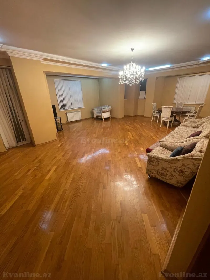 Satılır 3 otaqlı Mənzil Yeni tikili 165 m² 28 May m. - şəkil 2