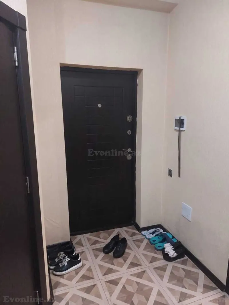 Kirayə verilir 3 otaqlı Mənzil Yeni tikili 70 m² Xalqlar Dostluğu m. - şəkil 2