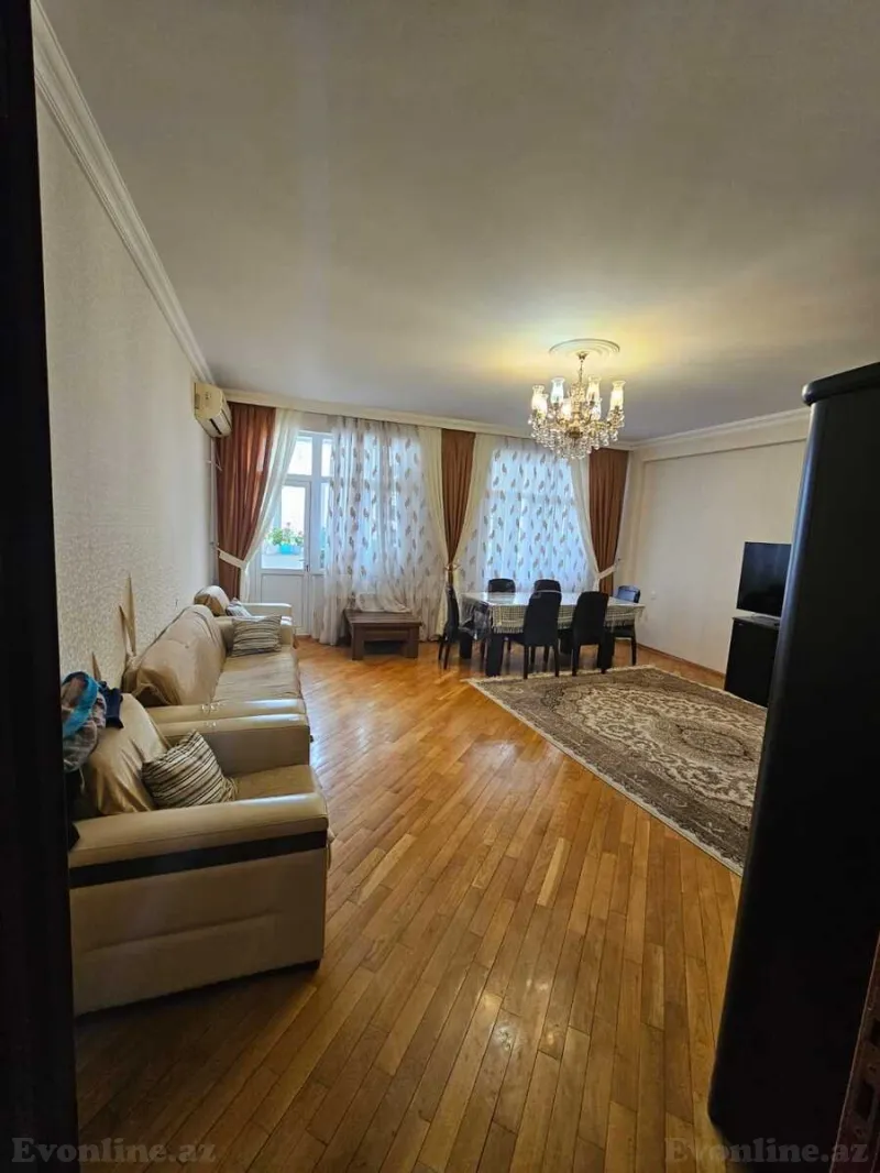 Satılır 3 otaqlı Mənzil Yeni tikili 155 m² Neftçilər m.
