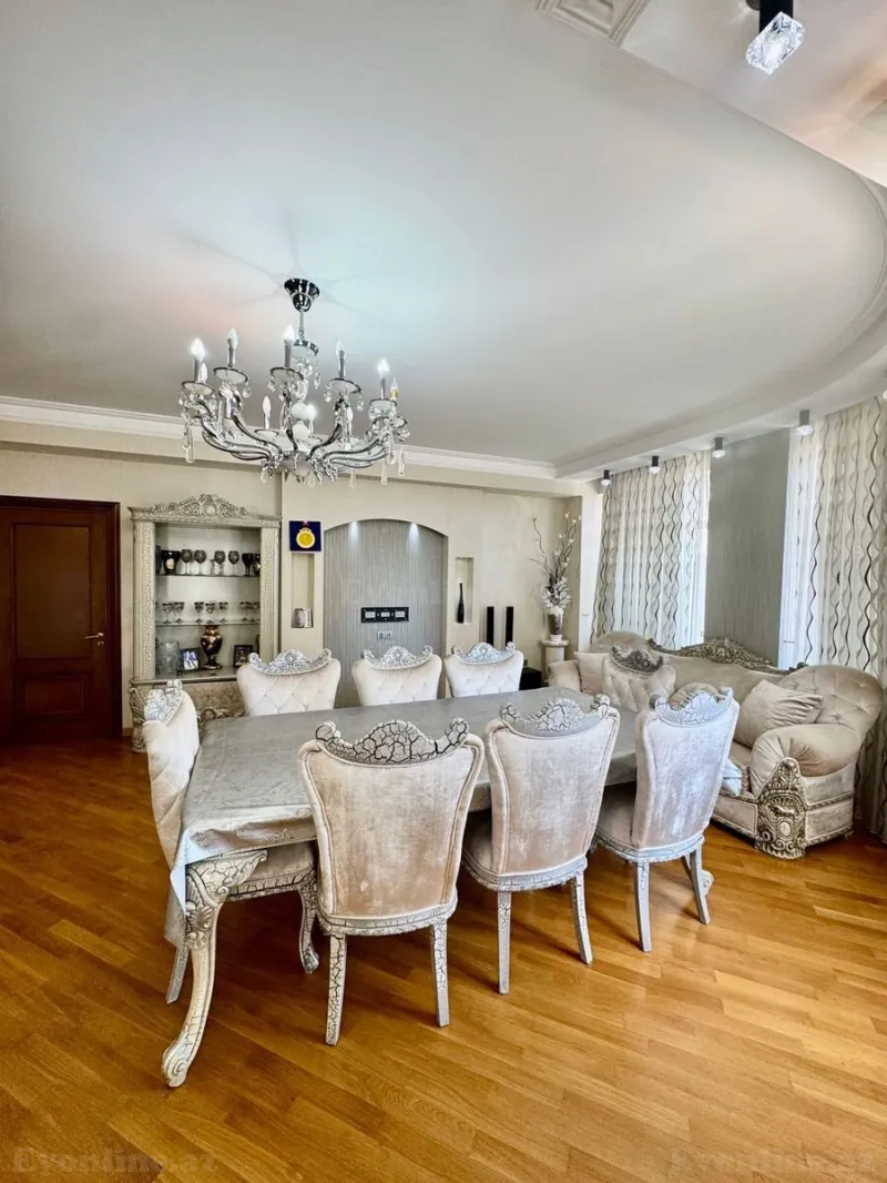 Satılır 4 otaqlı Mənzil Yeni tikili 200 m² Yasamal - şəkil 5