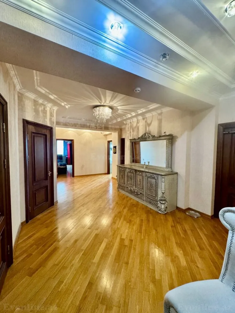 Satılır 4 otaqlı Mənzil Yeni tikili 200 m² Yasamal - şəkil 7