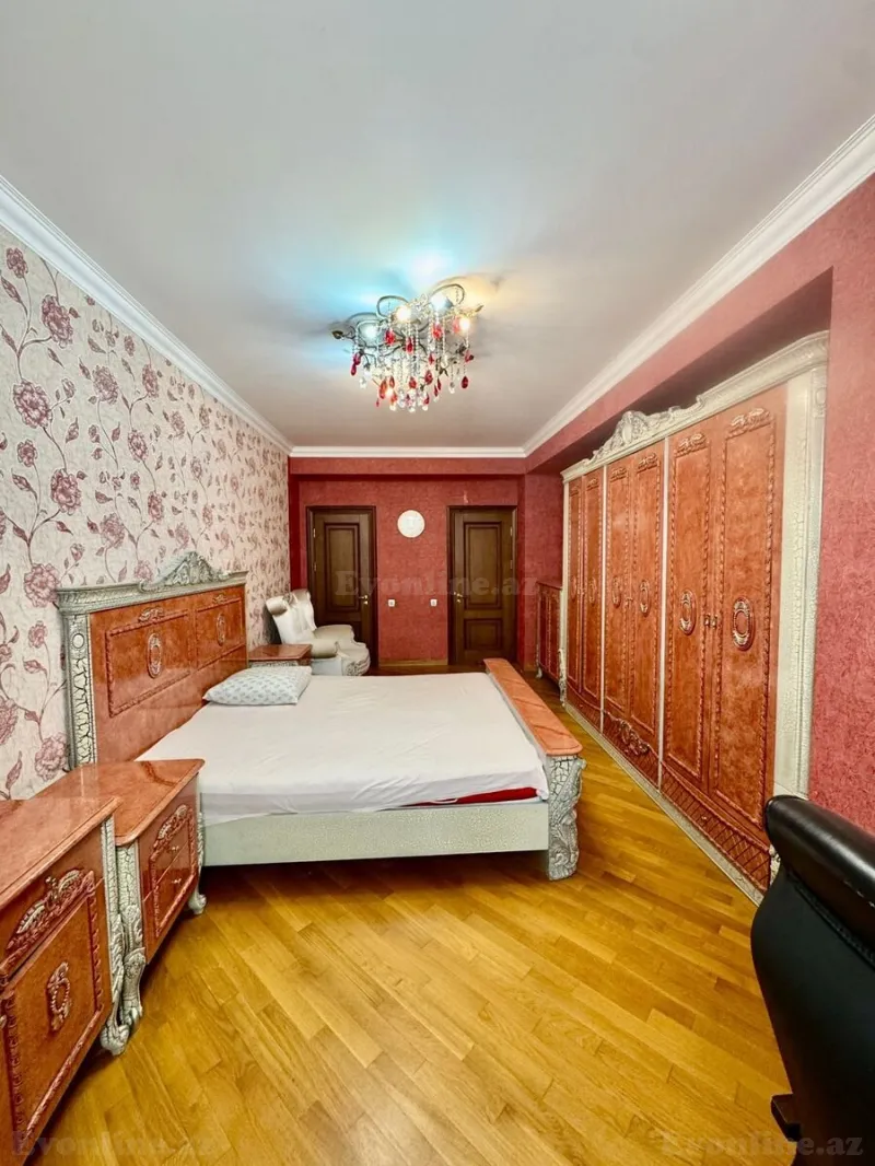 Satılır 4 otaqlı Mənzil Yeni tikili 200 m² Yasamal - şəkil 10