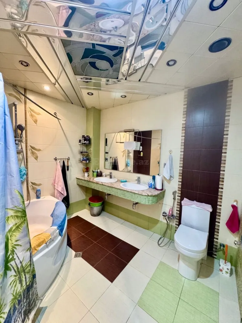 Satılır 4 otaqlı Mənzil Yeni tikili 200 m² Yasamal - şəkil 11