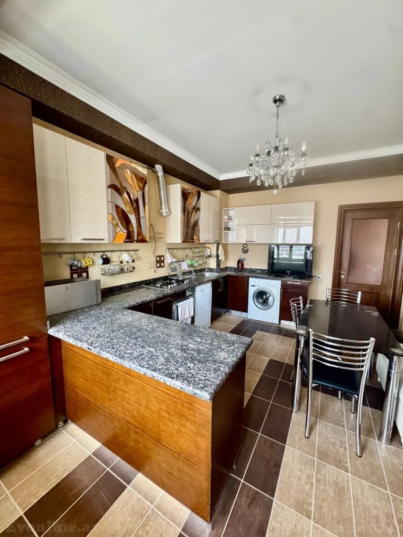 Satılır 4 otaqlı Mənzil Yeni tikili 200 m² Yasamal - şəkil 20