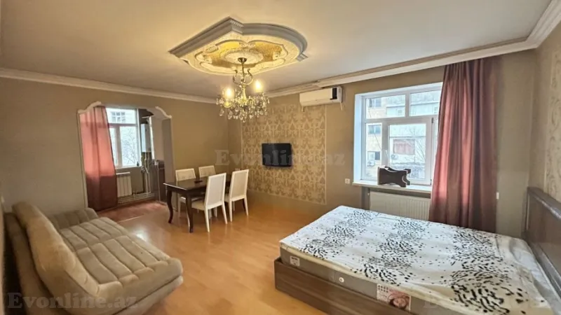 1 otaqlı Mənzil 40 m² Neftçilər m. Kirayə verilir