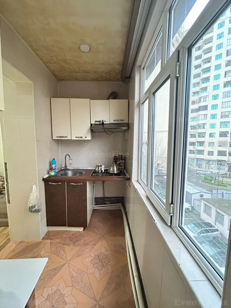 Kirayə verilir 1 otaqlı Mənzil Köhnə tikili 40 m² Neftçilər m. - şəkil 6