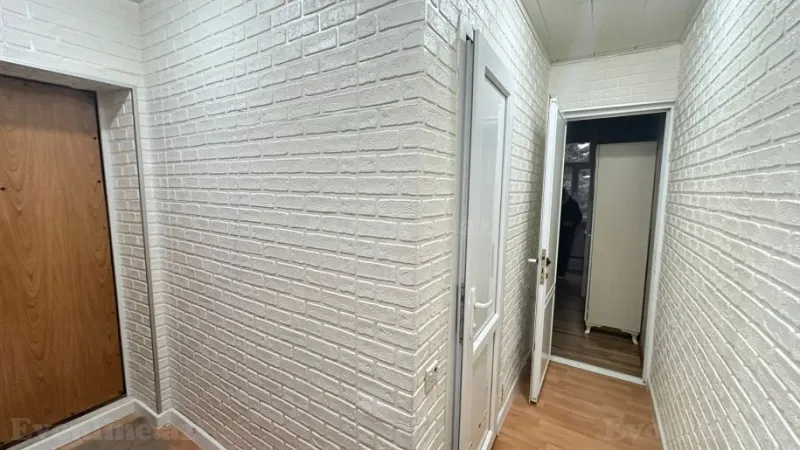 Kirayə verilir 1 otaqlı Mənzil Köhnə tikili 40 m² Neftçilər m. - şəkil 9