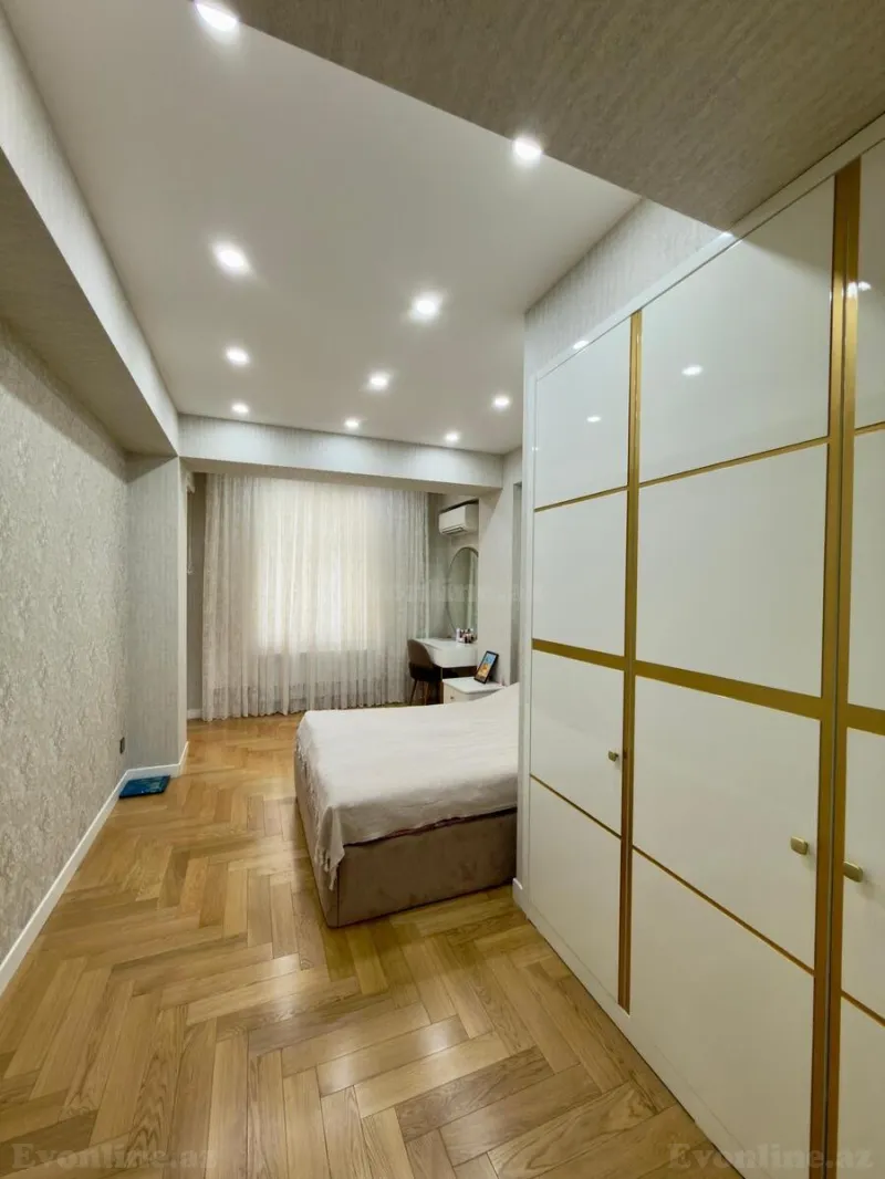 Satılır 5 otaqlı Mənzil Yeni tikili 201 m² Nərimanov r. - şəkil 11