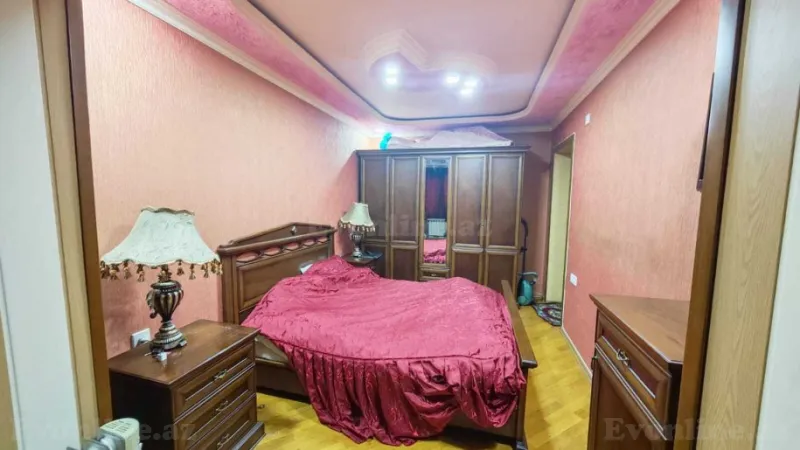 Satılır 3 otaqlı Mənzil Köhnə tikili 88 m² Gənclik m. - şəkil 2