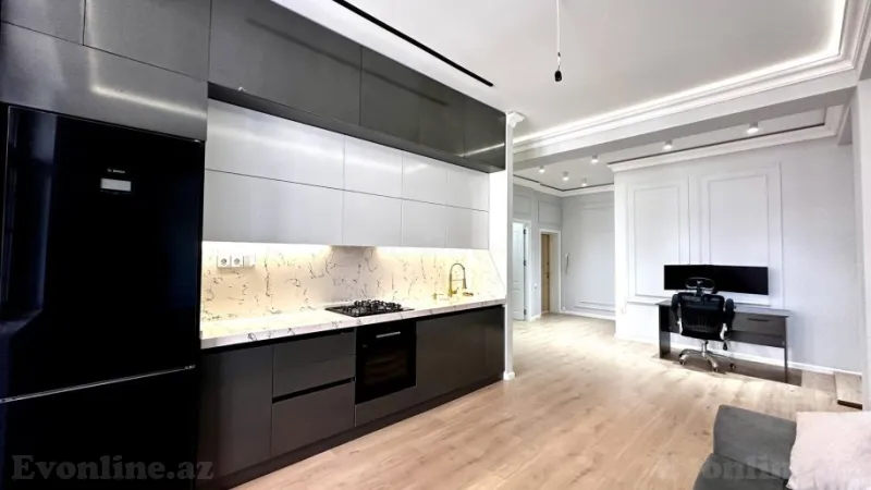 Bakı, Nərimanov r., Nəriman Nərimanov m.da 2 otaqlı mənzil satılır