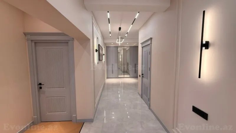 Satılır 4 otaqlı Mənzil Yeni tikili 117 m² 28 May m. - şəkil 2