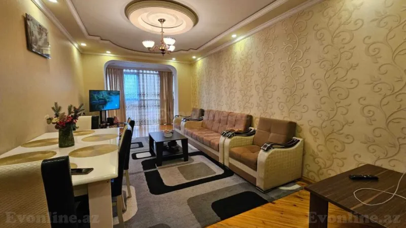 3 otaqlı Mənzil 70 m² Gəncə Satılır