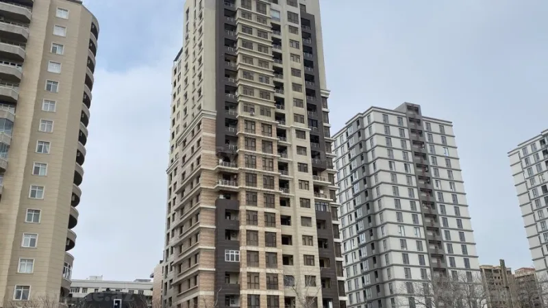 Satılır 3 otaqlı Mənzil Yeni tikili 92 m² 28 May m.