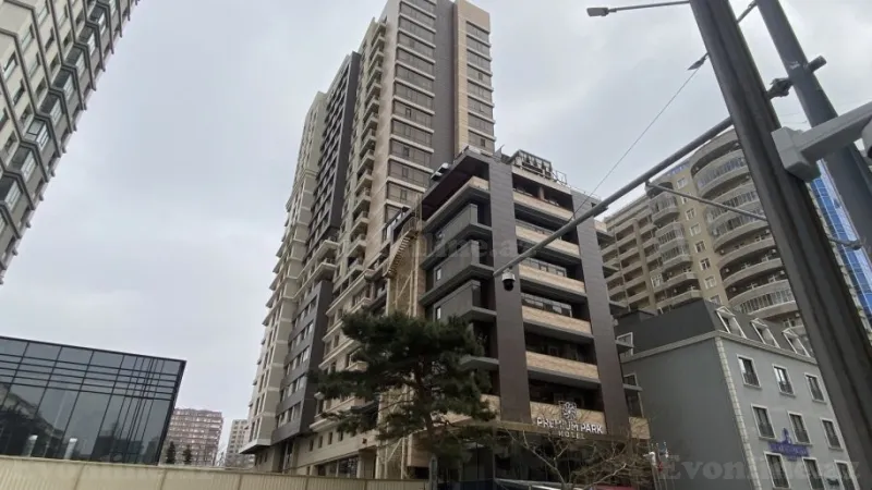 Satılır 3 otaqlı Mənzil Yeni tikili 92 m² 28 May m. - şəkil 16