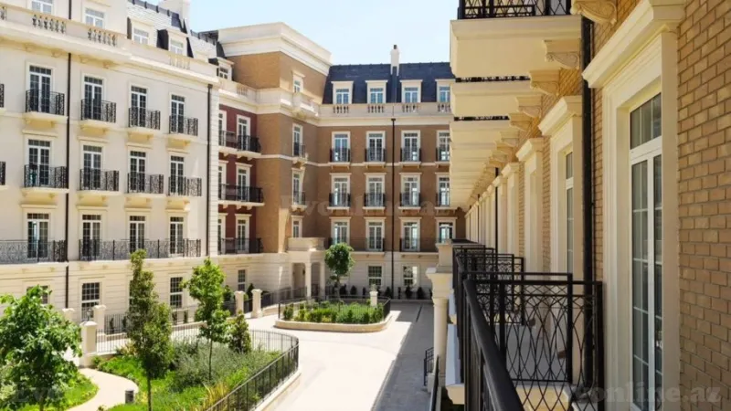 Satılır 4 otaqlı Mənzil Yeni tikili 135 m² Xətai r.