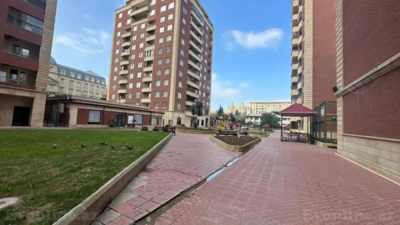 Satılır 3 otaqlı Mənzil Yeni tikili 95 m² Nəsimi r. - şəkil 2