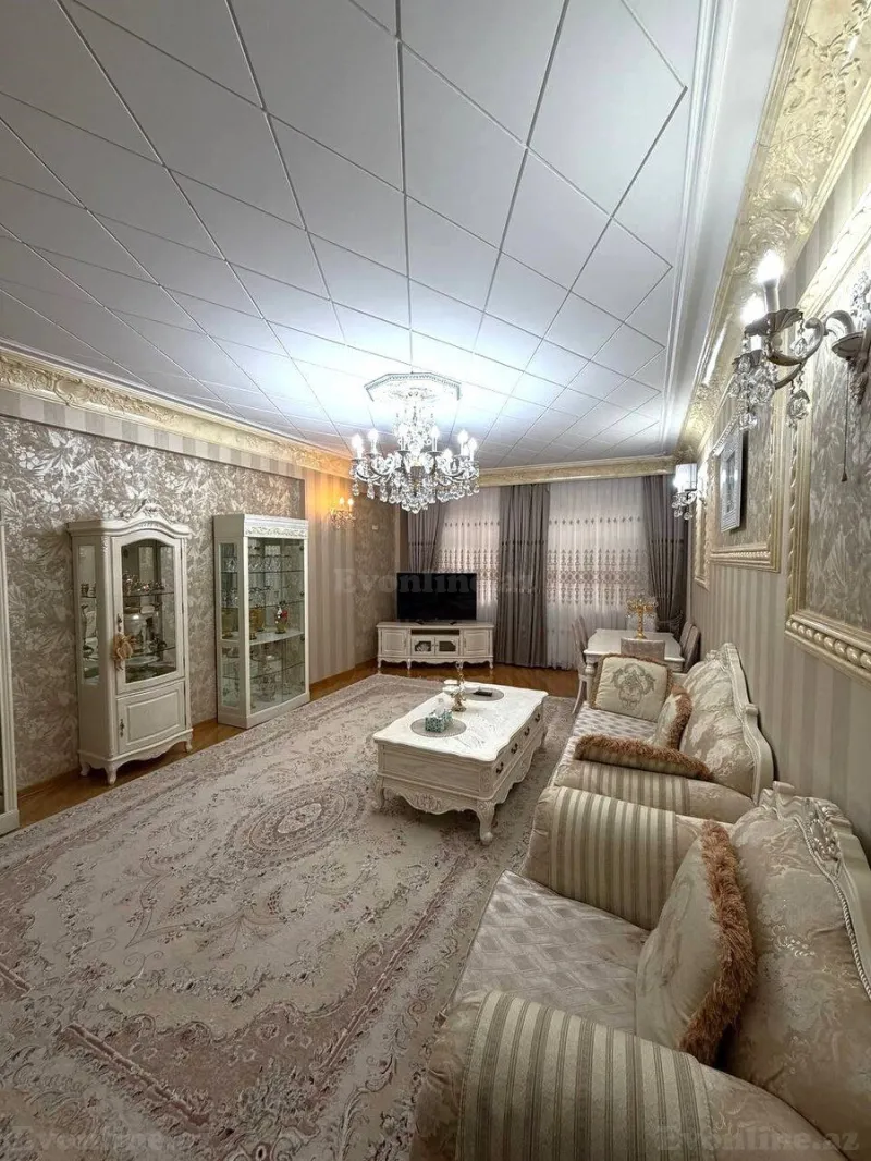 5 otaqlı Mənzil 220 m² Nəriman Nərimanov m. Satılır