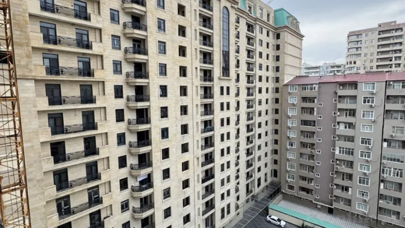 Satılır 4 otaqlı Mənzil Yeni tikili 211 m² Nizami m. - şəkil 2