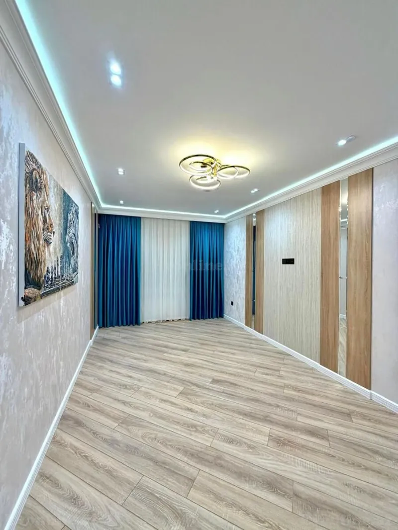 Satılır 3 otaqlı Mənzil Köhnə tikili 85 m² Xalqlar Dostluğu m.