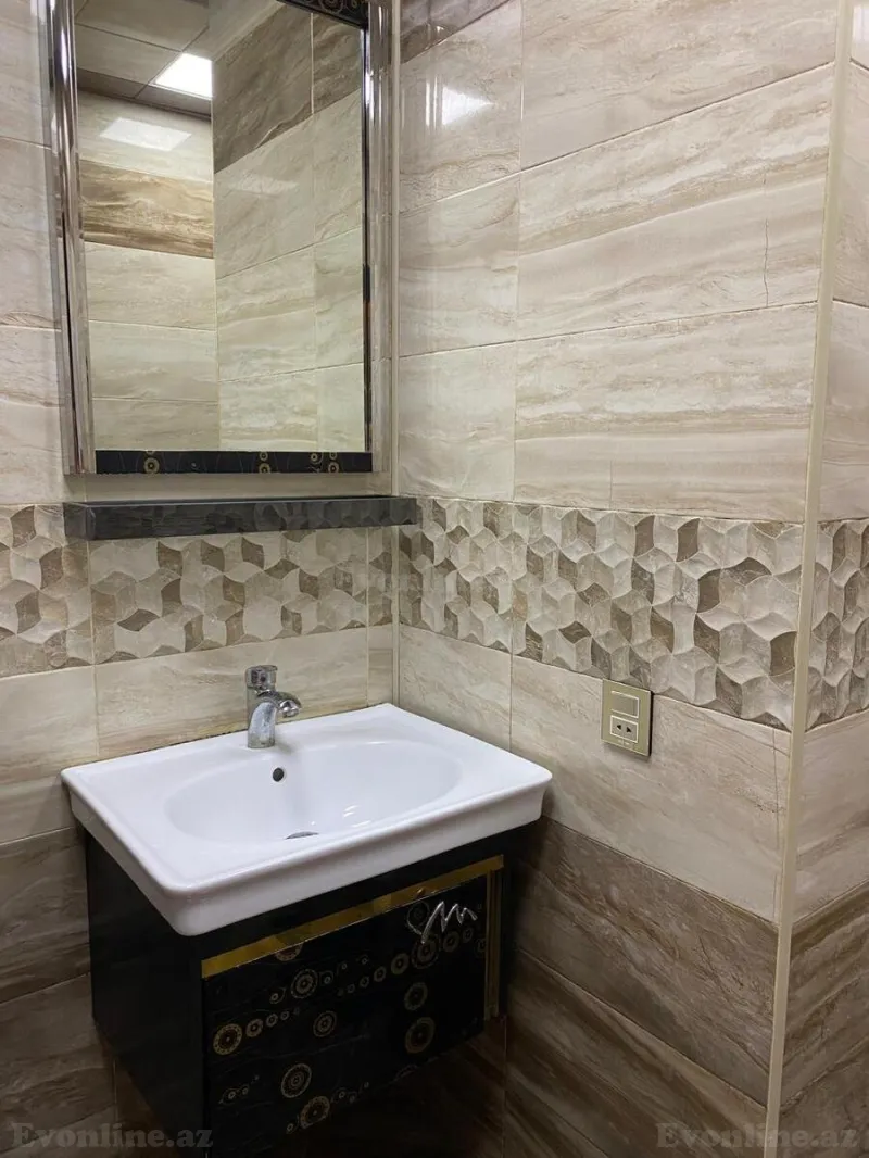 Satılır 2 otaqlı Mənzil Köhnə tikili 50 m² 20 Yanvar m. - şəkil 8